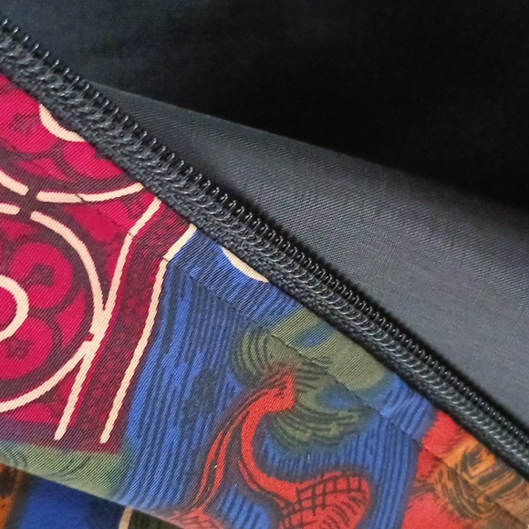 ALIA Print Jacket in M. - Picture 3 of 8